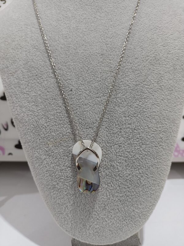 Collar
